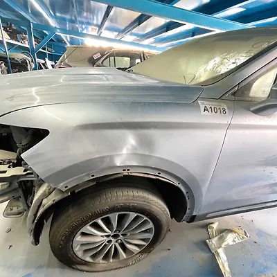 Fender (LHF) - 2016 Lincoln MKX
