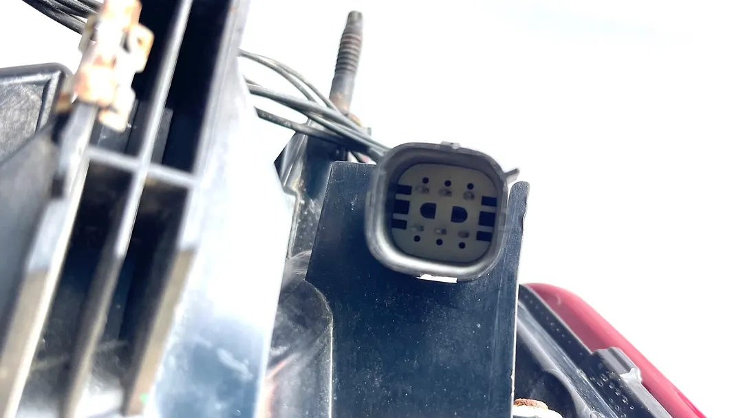 Tail Light (LH) - 2016 Chevrolet Camaro
