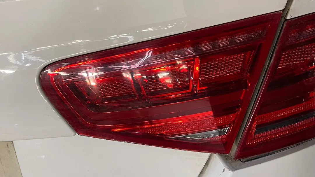 Trunk Light (RH) - 2013 Audi A8