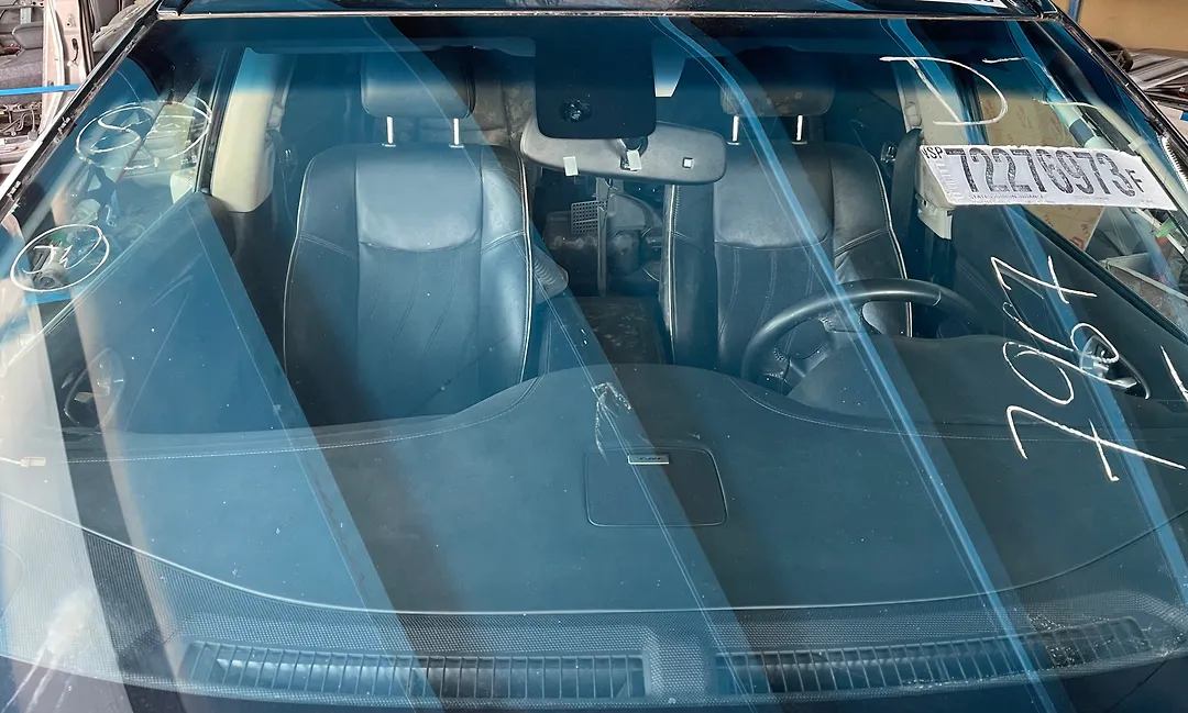 Windshield glass - 2017 Infiniti QX60
