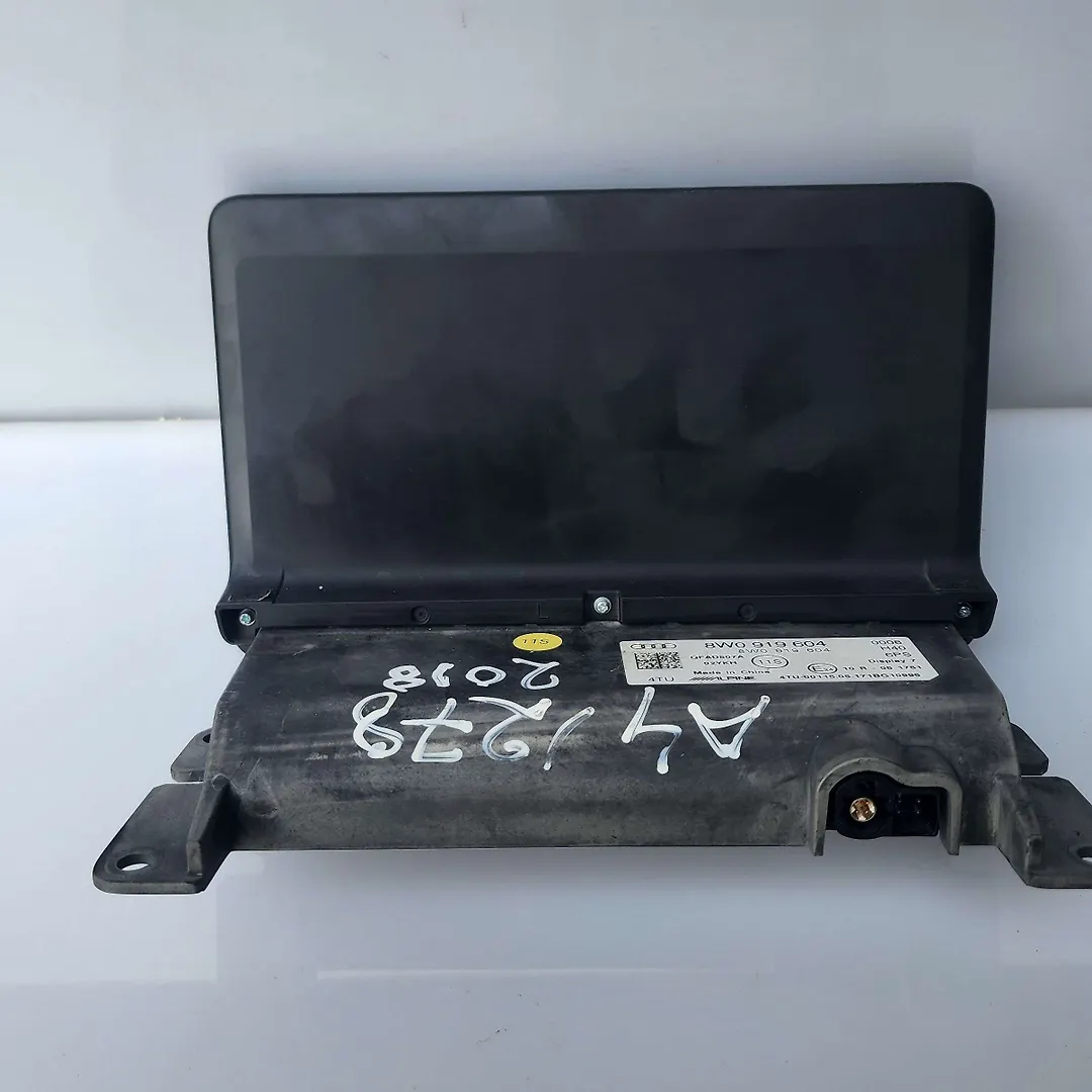 Info/GPS/TV Screen - 2018 Audi A4