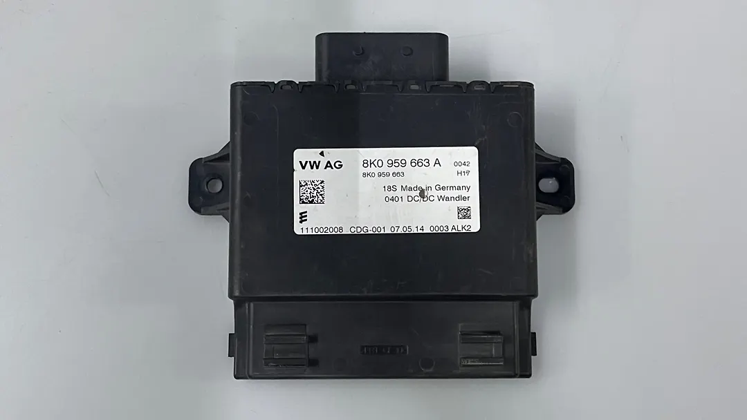 Volt Converter - 2015 Audi A8