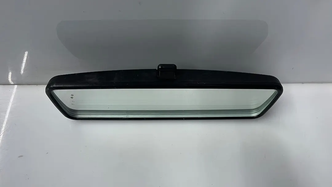 Rear view mirror - 2011 Volkswagen GTI