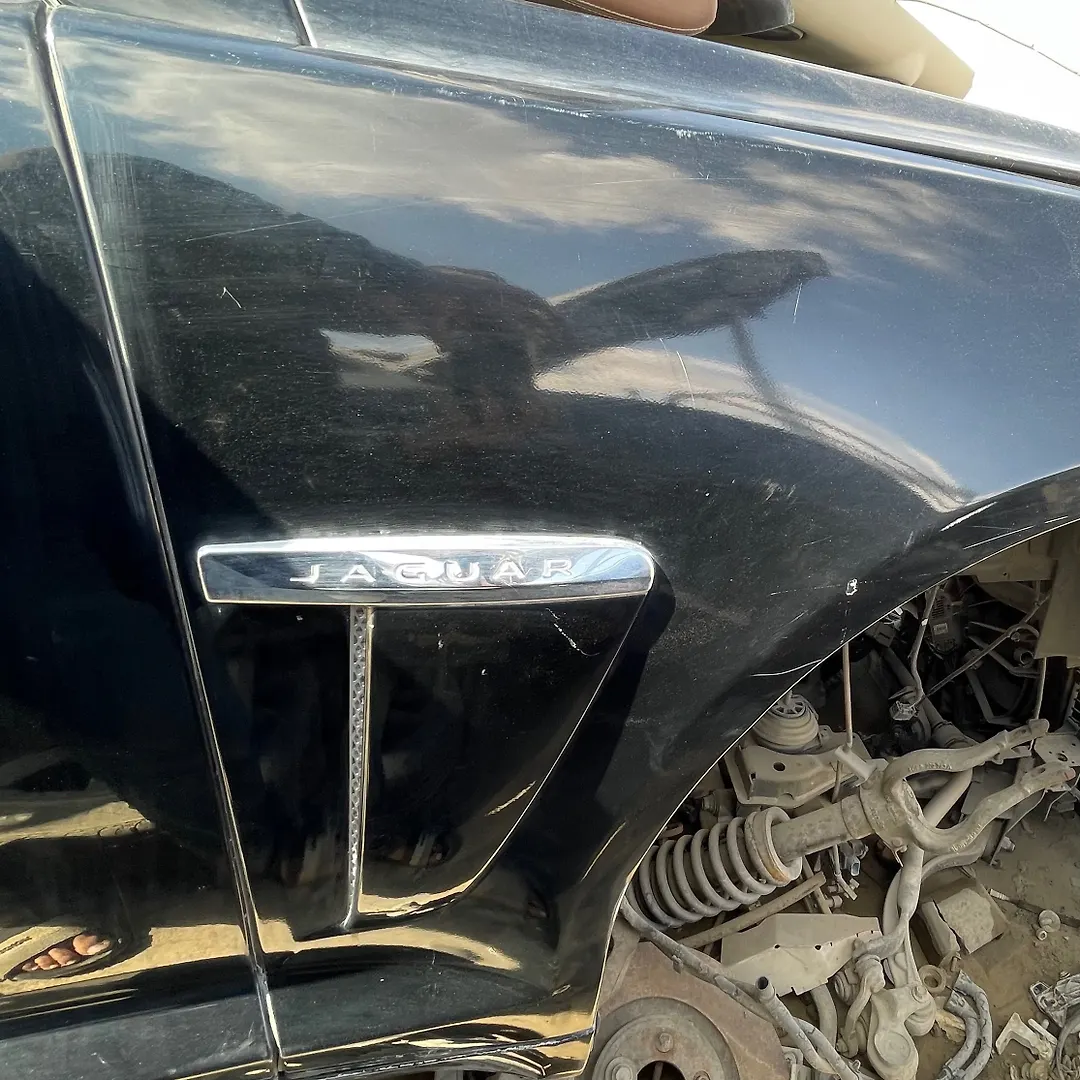 Fender (RHF) - 2010 Jaguar XF
