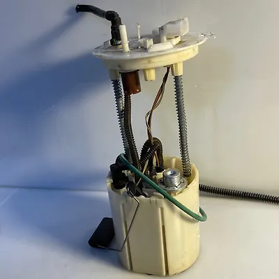 Fuel pump - 2011 Cadillac SRX Luxury