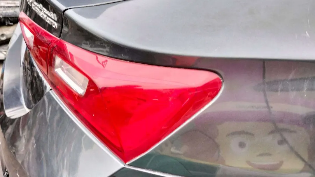 Tail Light (RH) - 2018 Chevrolet Malibu