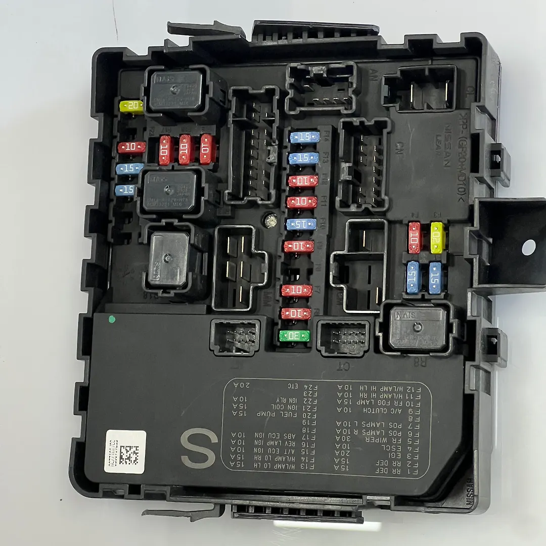 Fuse box - 2013 Infiniti QX56