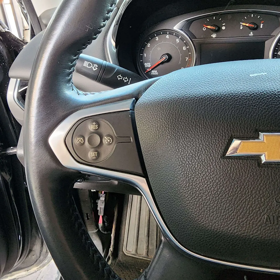 Steering wheel - 2021 Chevrolet Traverse