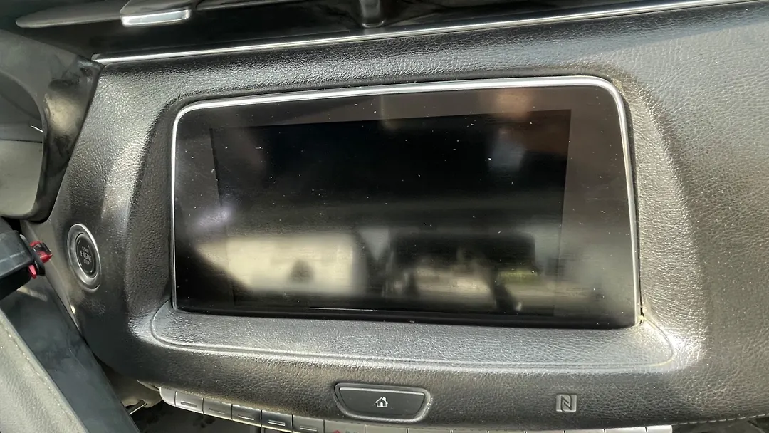Info-gps-tv screen - 2019 Cadillac XT4