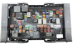Fuse box - 2014 Chevrolet SILVERADO