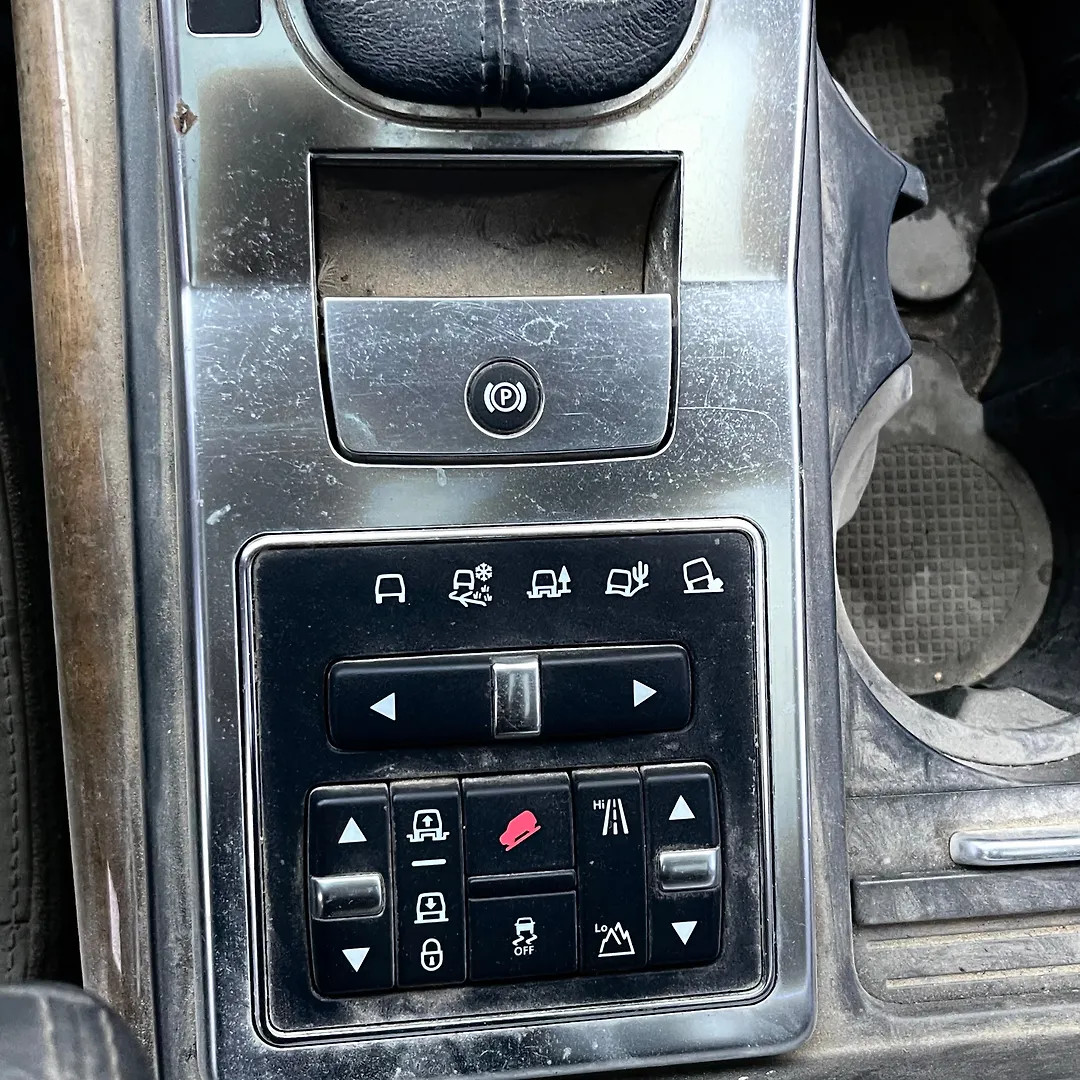Gear Shift Knob(Automatic) - 2013 Land Rover RANGE ROVER SPORT