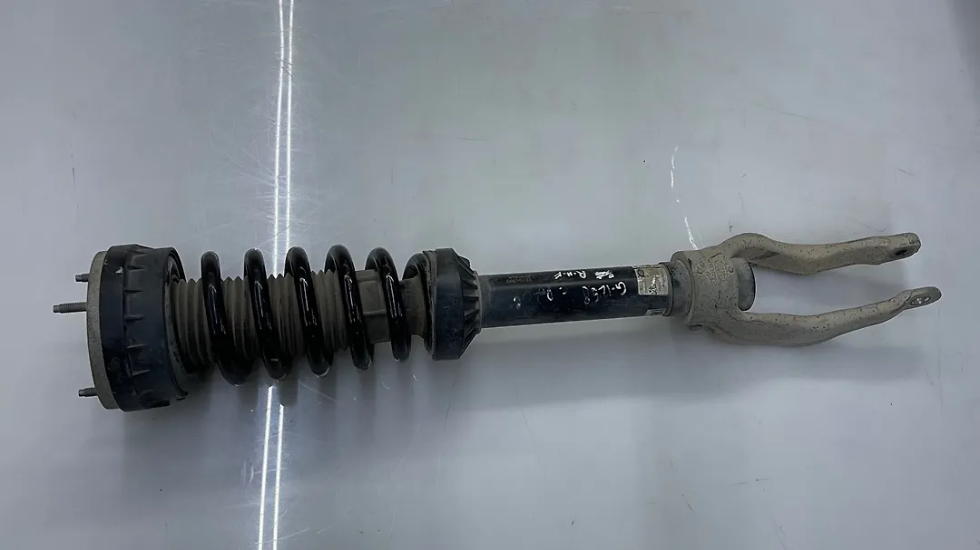 Shock Absorber (RHF) - 2017 Jaguar F-Pace