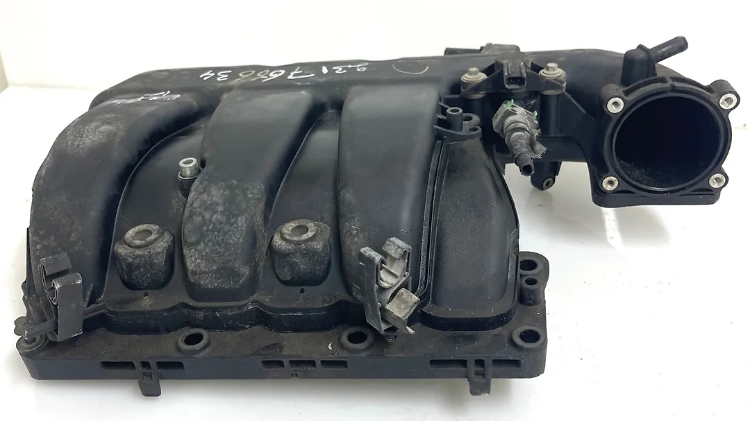 Intake manifold - 2013 Ford Explorer XLT