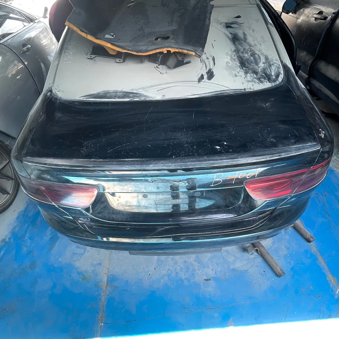 Trunk - 2017 Jaguar XE