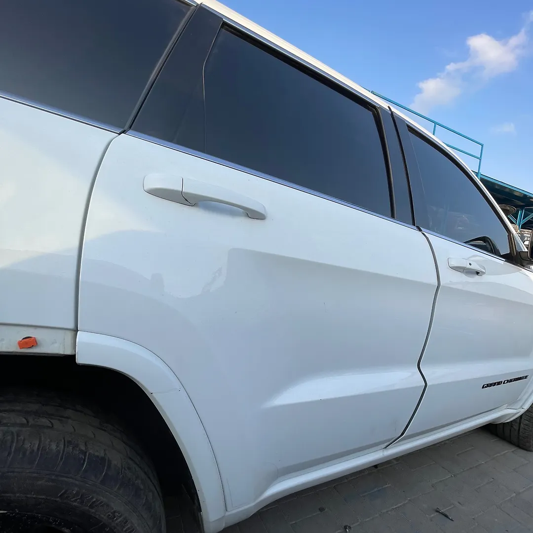 Door (RHB) - 2015 Jeep Grand Cherokee LAREDO