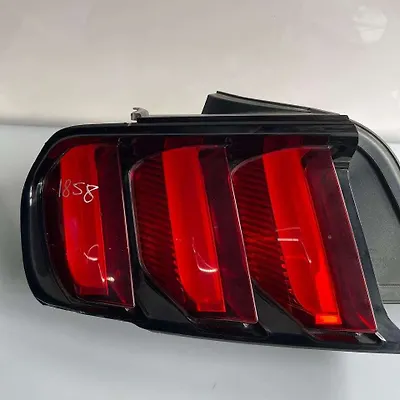 Tail Light (LH) - 2017 Ford Mustang