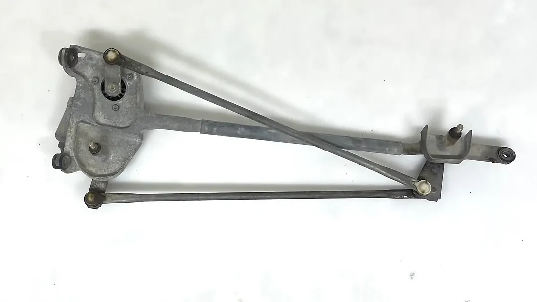 Windshield wiper motor - 2015 Chevrolet Corvette Stingray 1LT w/Z51