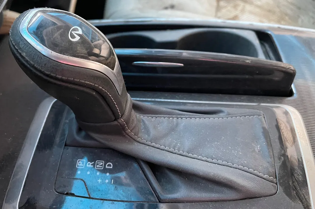 Gear Shift Knob(Automatic) - 2016 Infiniti QX60