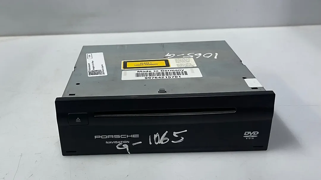 Navigation DVD player - 2008 Porsche Cayenne