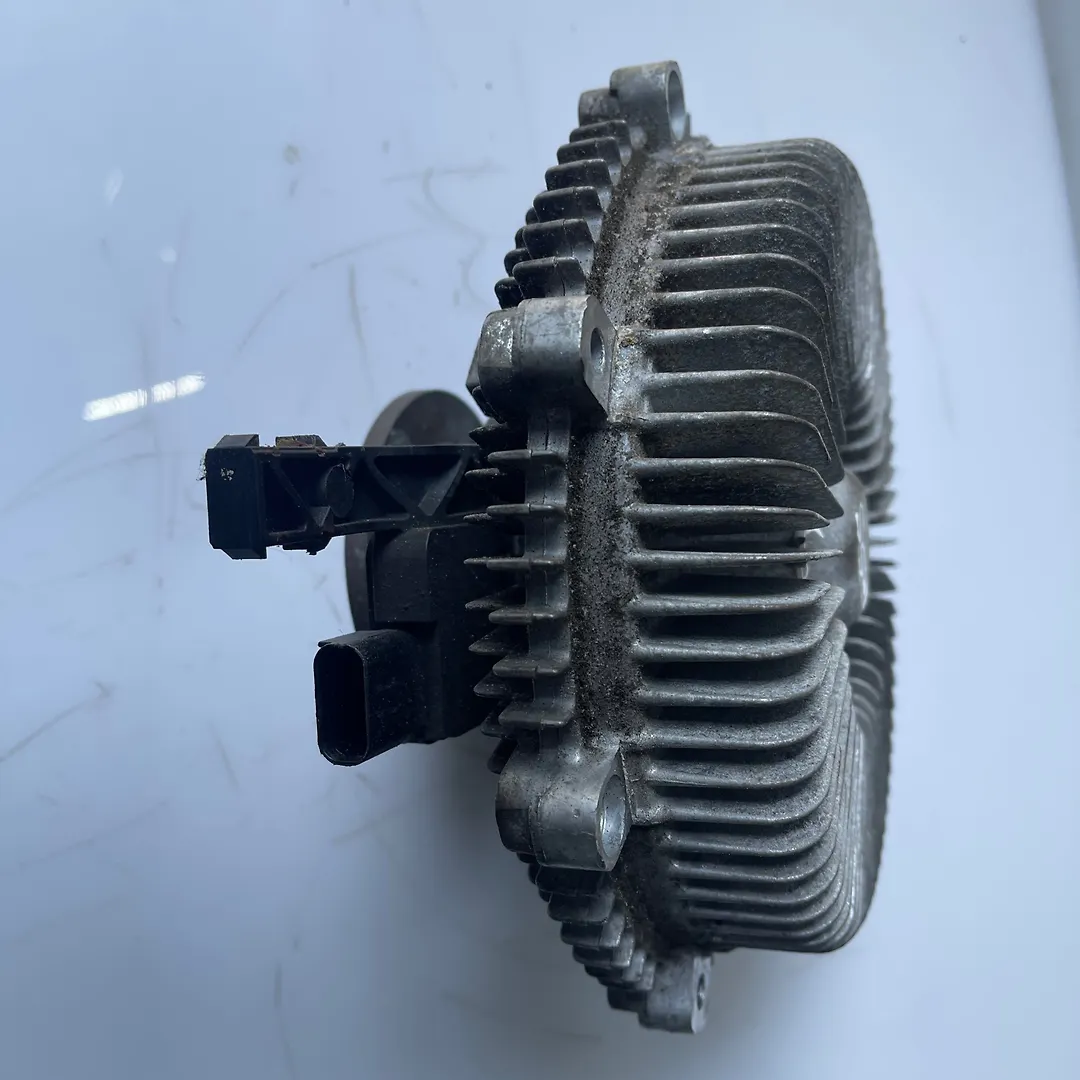 Fan clutch - 2017 Nissan Titan
