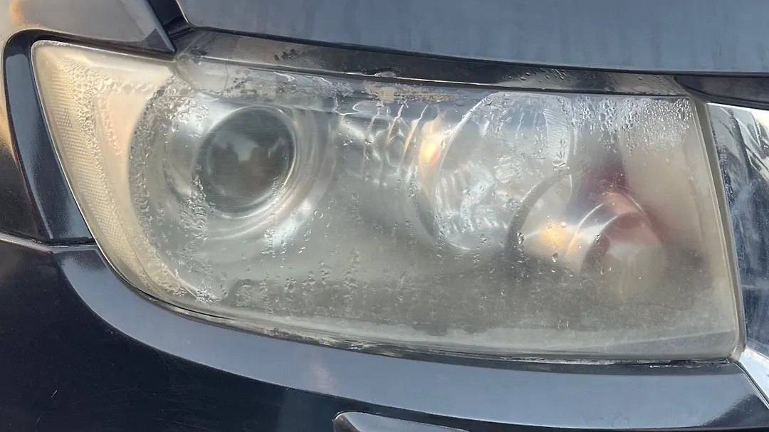 Headlight (RH) - 2012 Jeep Grand Cherokee Laredo WK