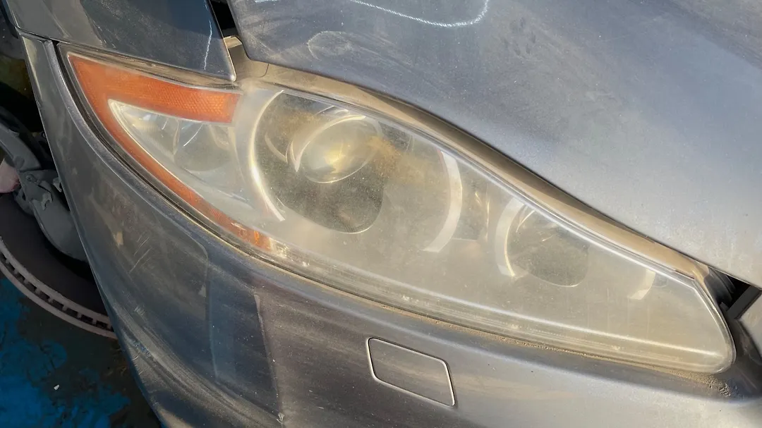 Headlight (RH) - 2013 Jaguar XJ