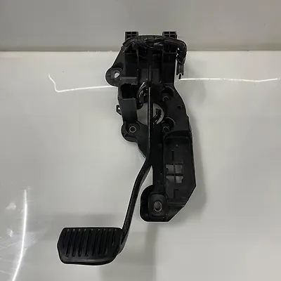 Pedal brake/clutch - 2016 Ford Edge SE