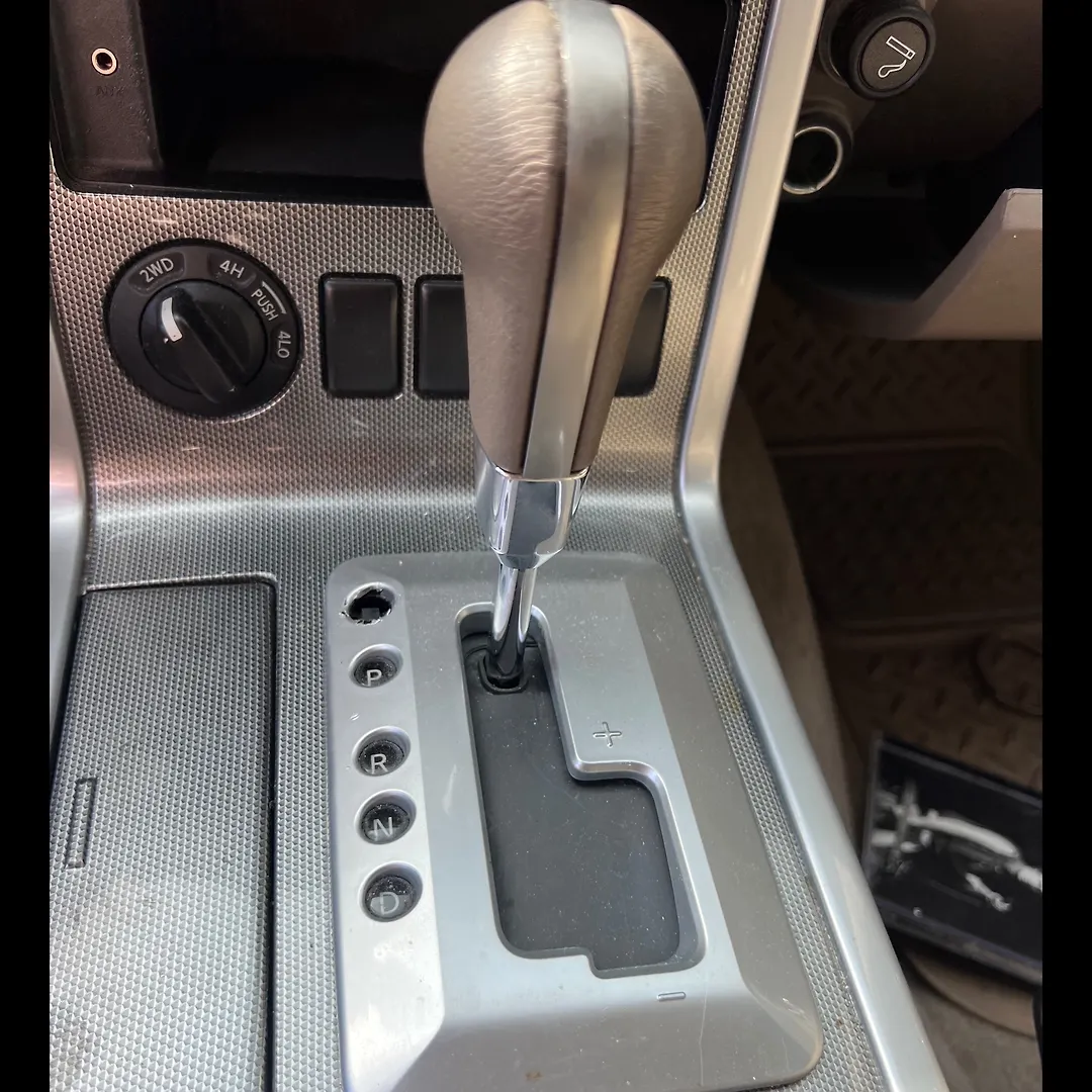 Gear Shift Knob(Automatic) - 2011 Nissan Pathfinder 4.0