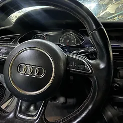 Steering wheel - 2015 Audi A4 Quattro