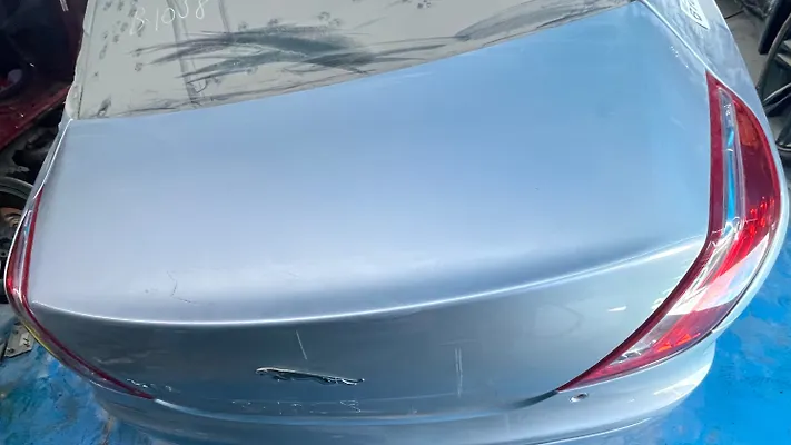 Trunk - 2011 Jaguar XJ