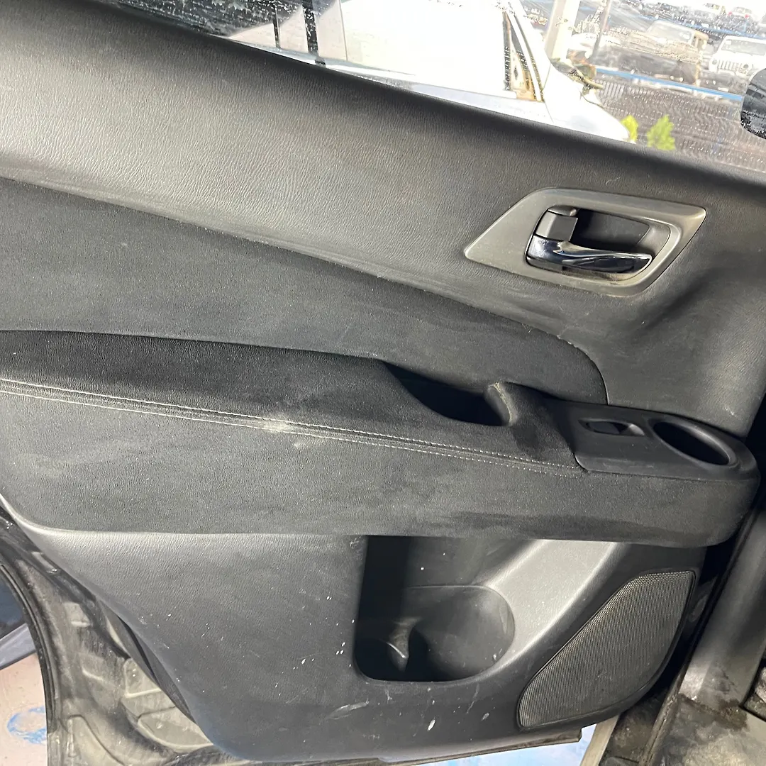 Door (LHB) - 2013 Nissan Pathfinder 3.5i