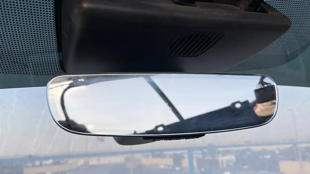 Rear view mirror - 2018 Jaguar E-Pace