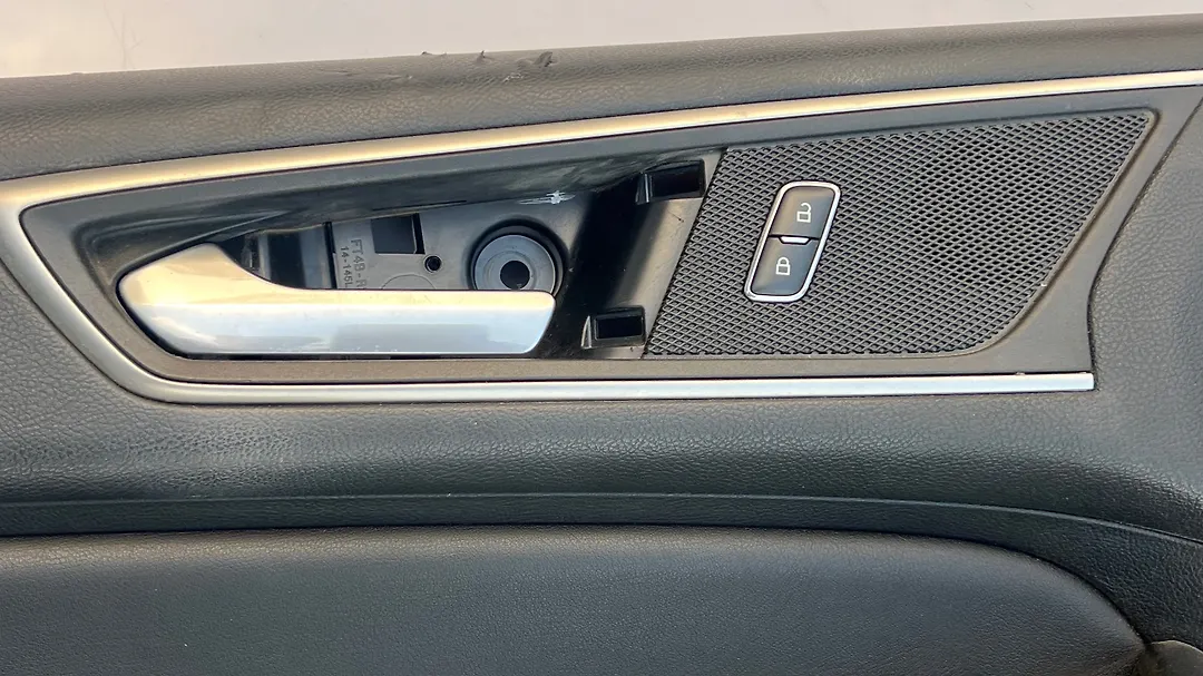 Front door trim panel LH- 2015 Ford Edge