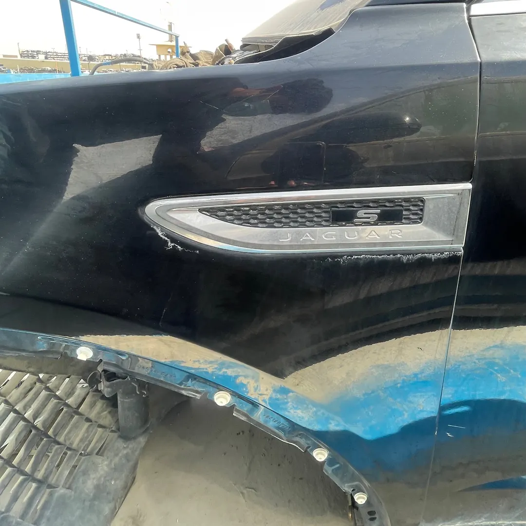 Fender (LHF) - 2018 Jaguar E-Pace