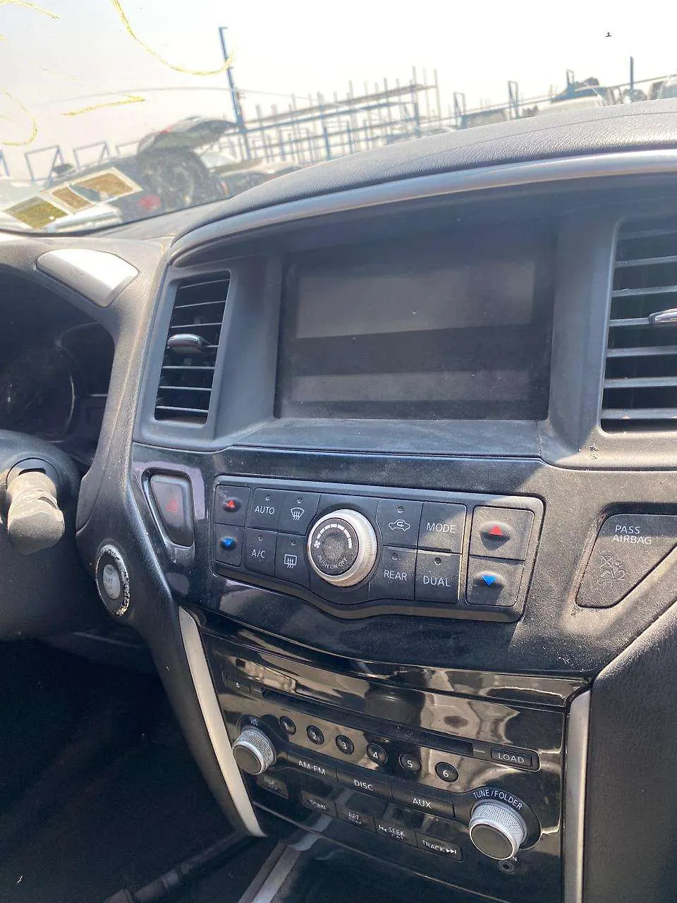 Info-gps-tv screen - 2013 Nissan Pathfinder