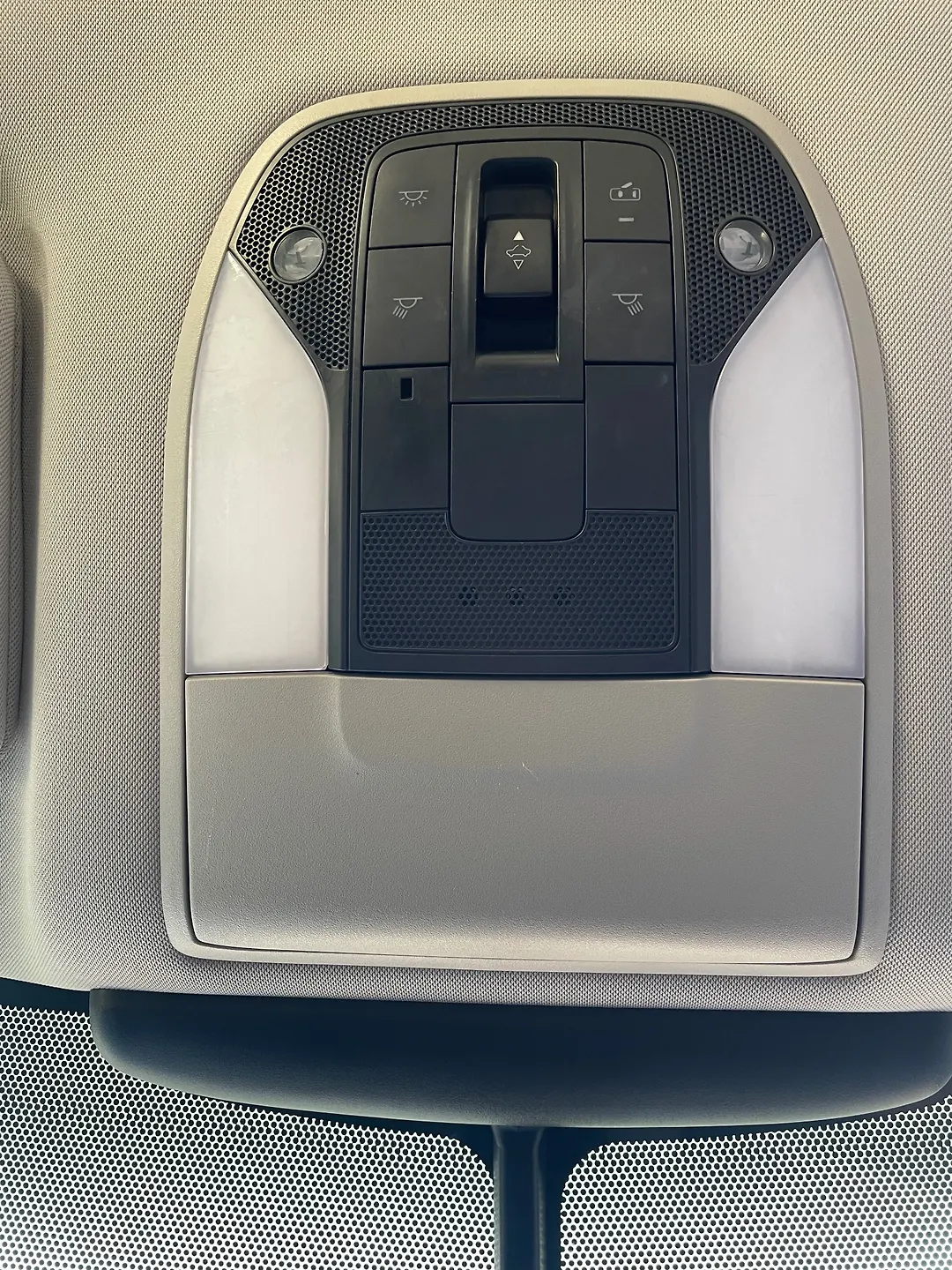 Overhead Console - 2019 Infiniti QX80