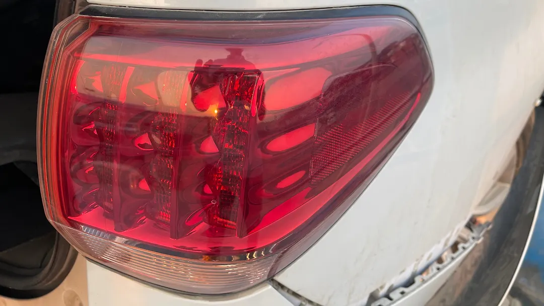Tail Light (RH) - 2012 Infiniti QX56