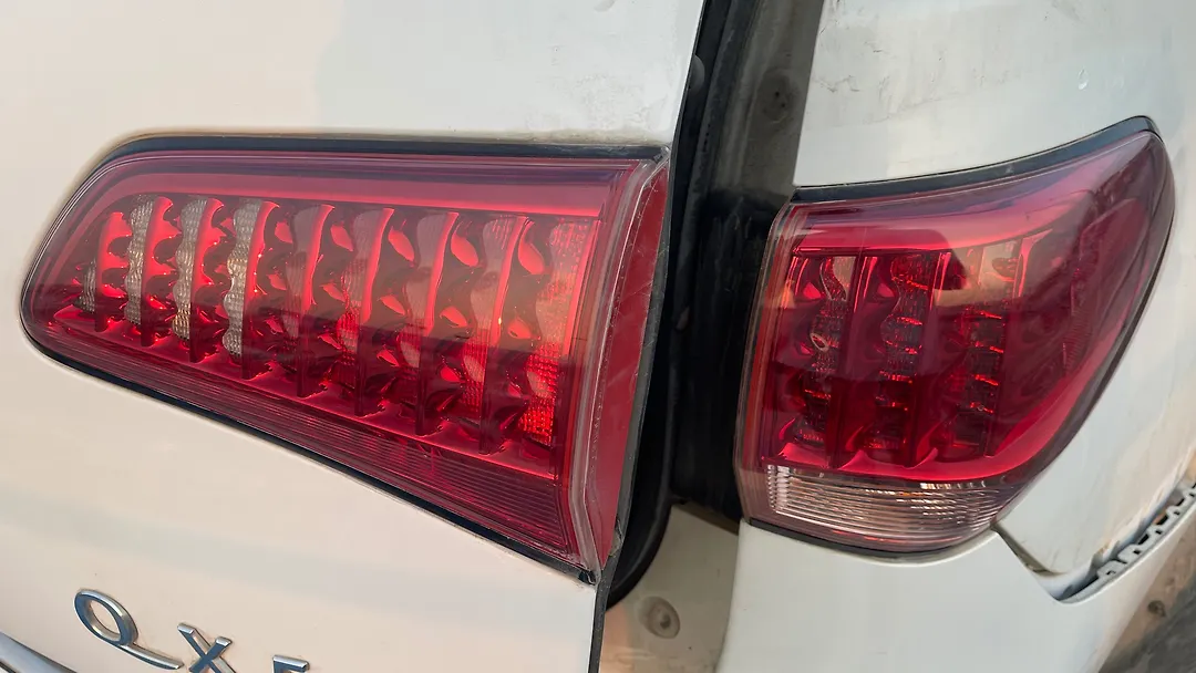 Tail Light (RH) - 2012 Infiniti QX56