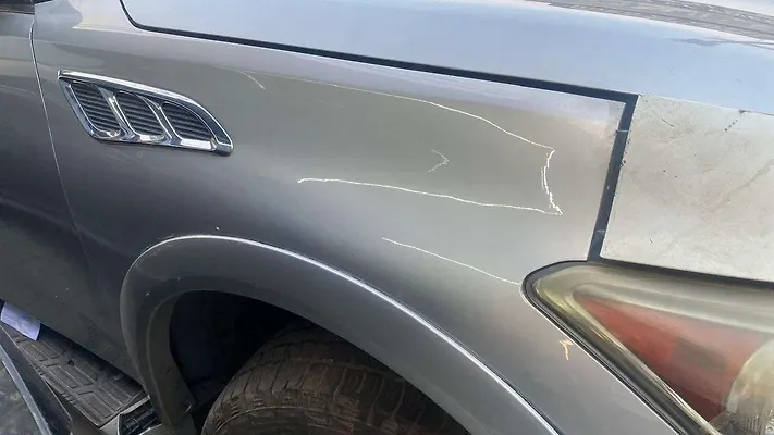 Fender (RHF) - 2011 Infiniti QX56