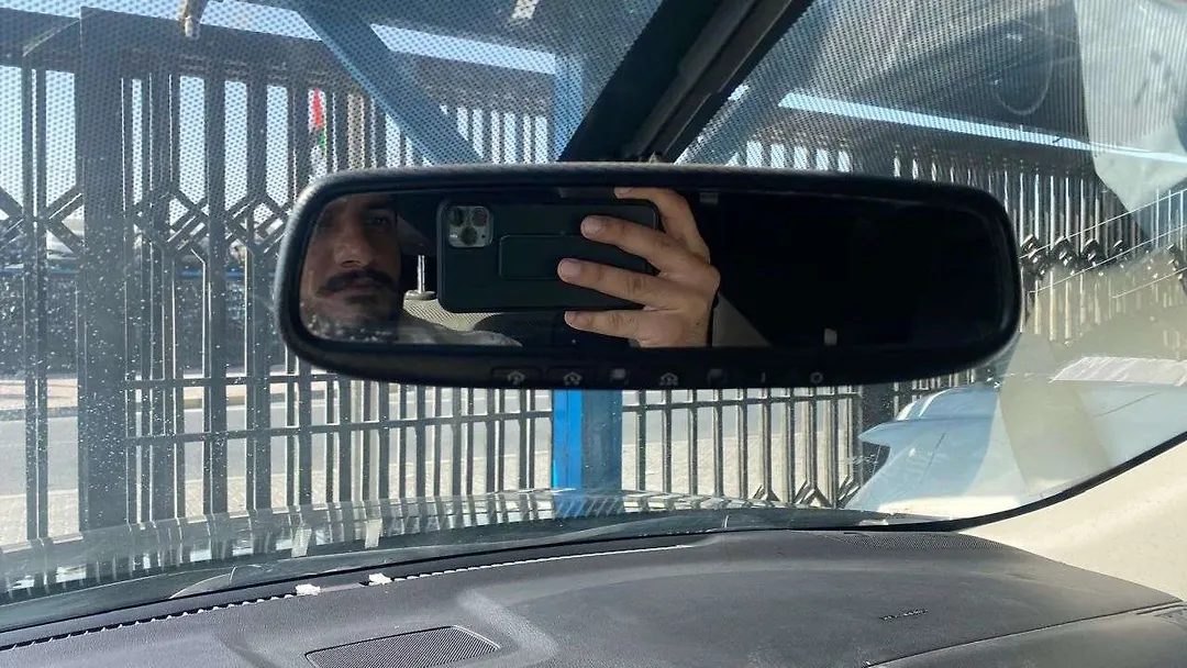 Rear view mirror - 2017 Nissan Pathfinder