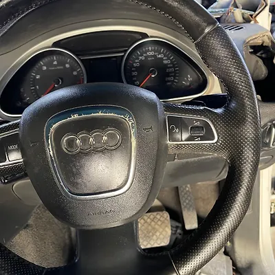 Steering wheel - 2012 Audi Q7