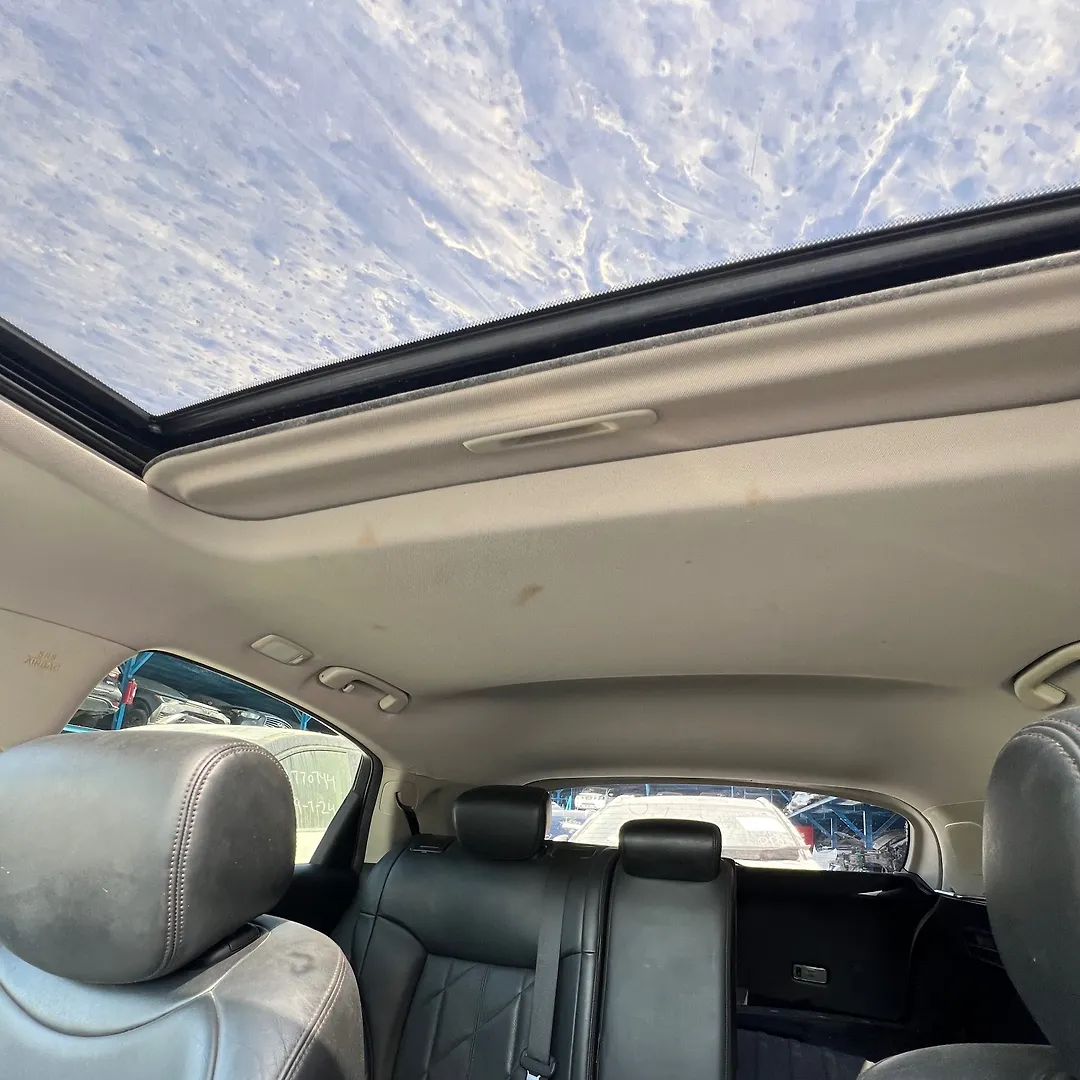 Roof Ceiling - Infiniti