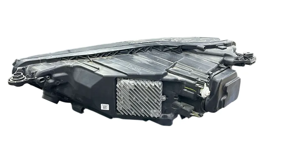 Headlight (RH) - 2021 Audi Q5