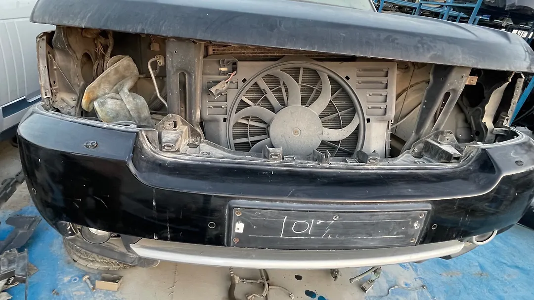 Front Bumper - 2007 Land Rover RANGE ROVER VOGUE