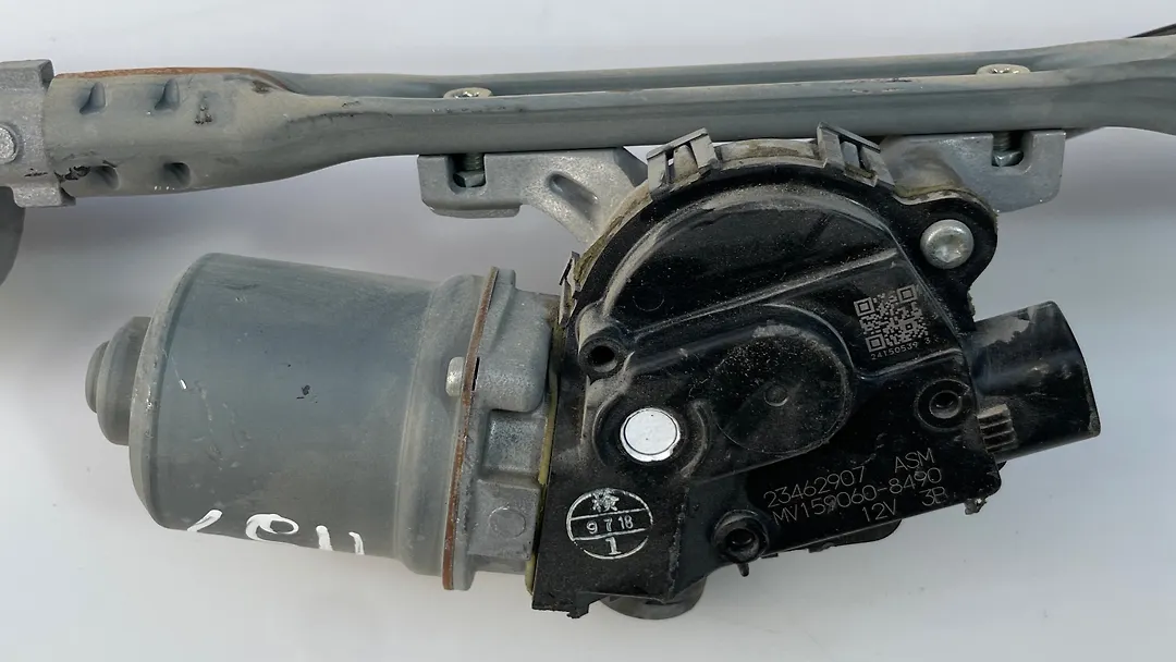 Windshield wiper motor - 2019 GMC Terrain SLE