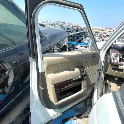Door (LHF) - 2014 Land Rover RANGE ROVER VOGUE