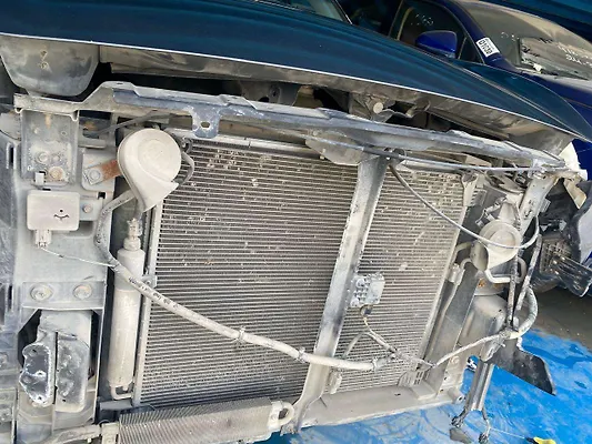 Radiator - 2014 Infiniti QX70 3.7i