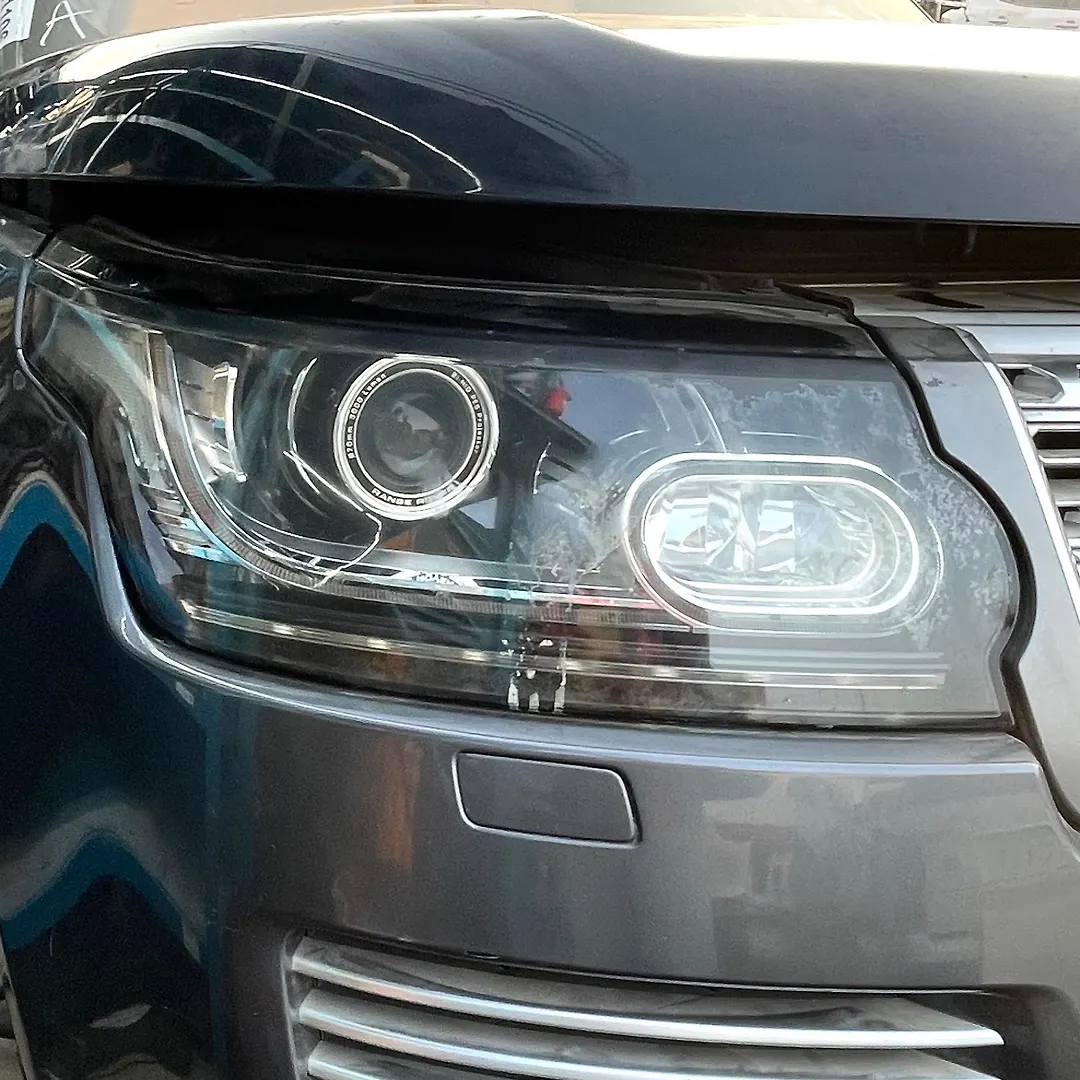 Headlight (RH) - 2017 Land Rover RANGE ROVER VOGUE
