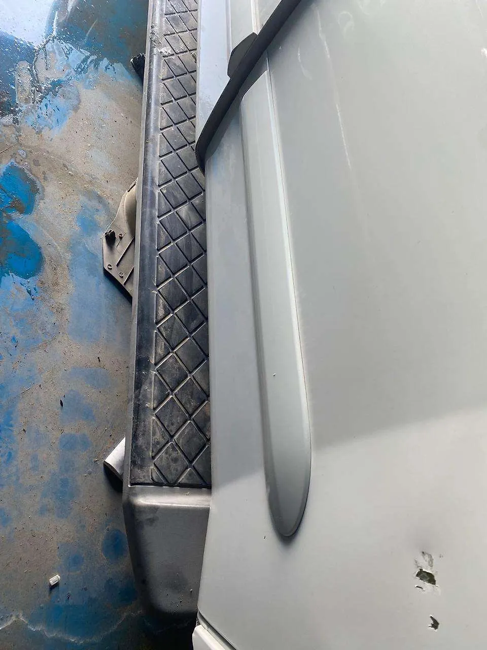 Running board - 2012 Nissan Armada