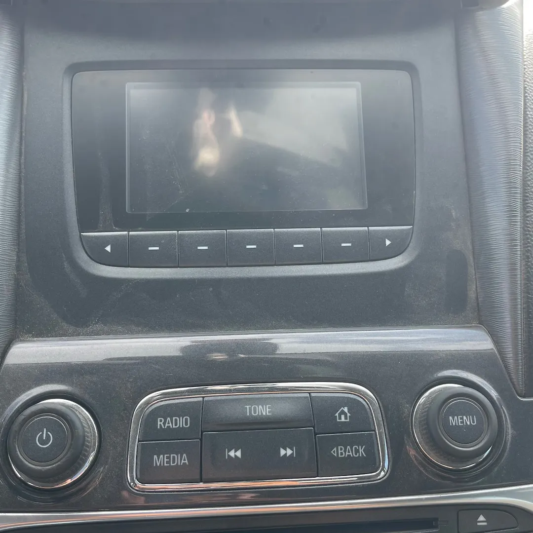 Info-gps-tv screen - 2015 Chevrolet Impala